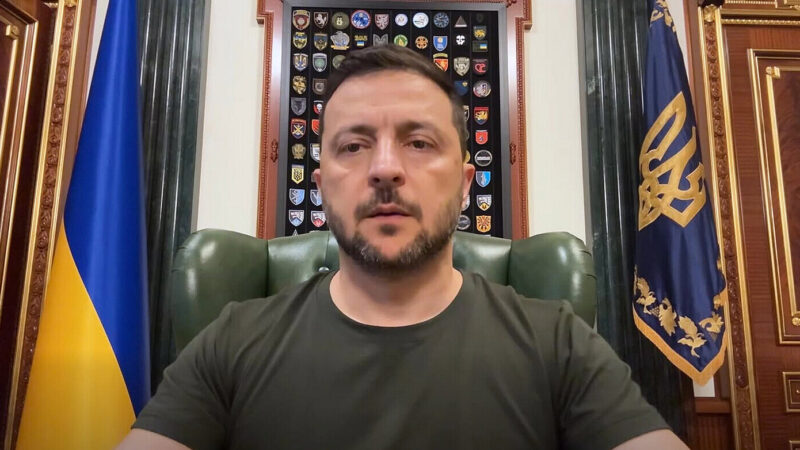Зеленський дорікнув світу за м’яку реакцію на вторгнення дронів РФ у Польщу