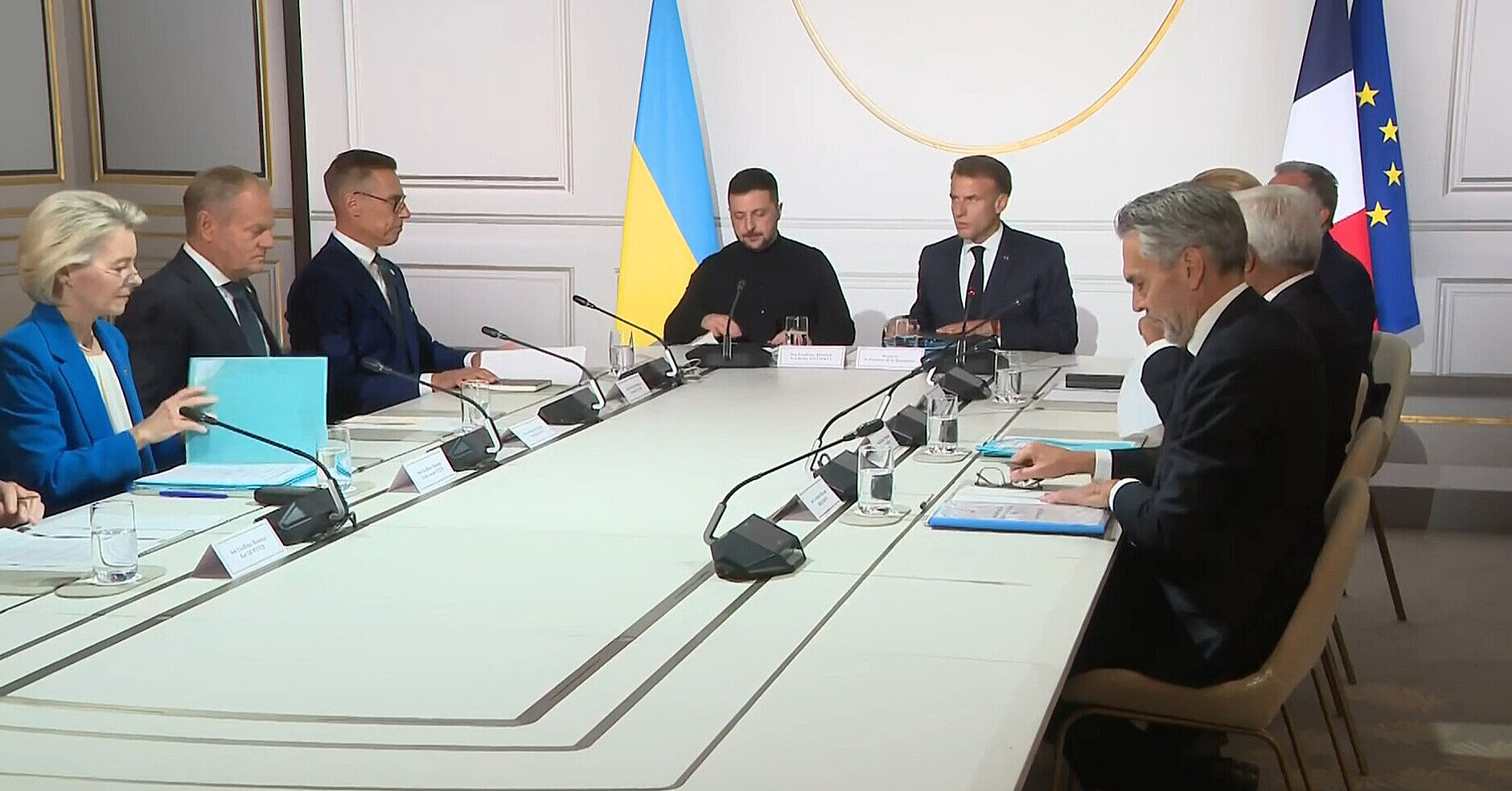 У Парижі завершилася зустріч “коаліції рішучих”, очікується дзвінок Трампу
