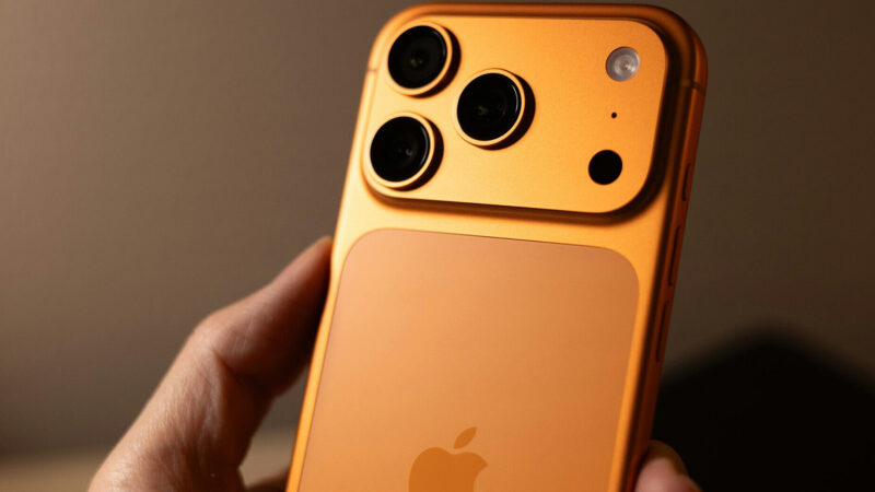 В Україні стартували продажі iPhone 17, iPhone Air та інших новинок Apple