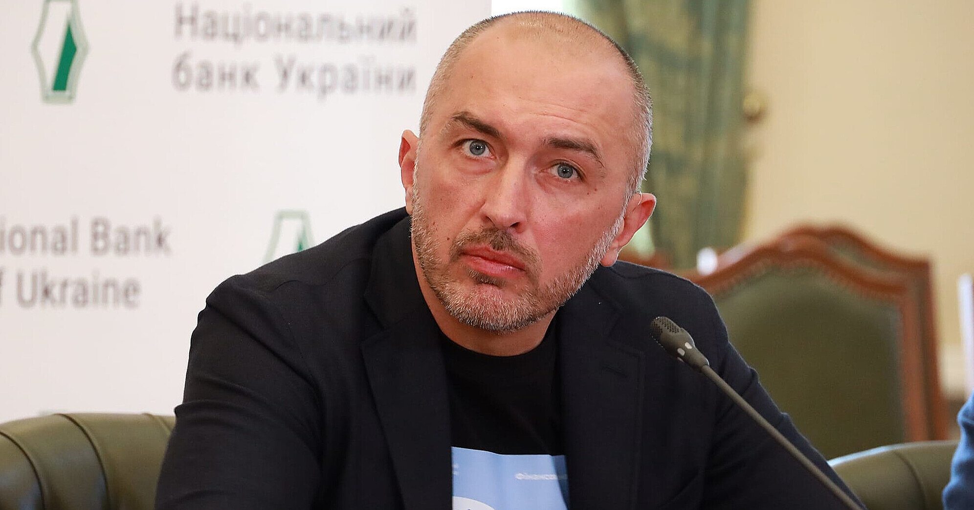 Нацбанк про виїзд чоловіків 18-22 років: Не очікуємо драми для економіки