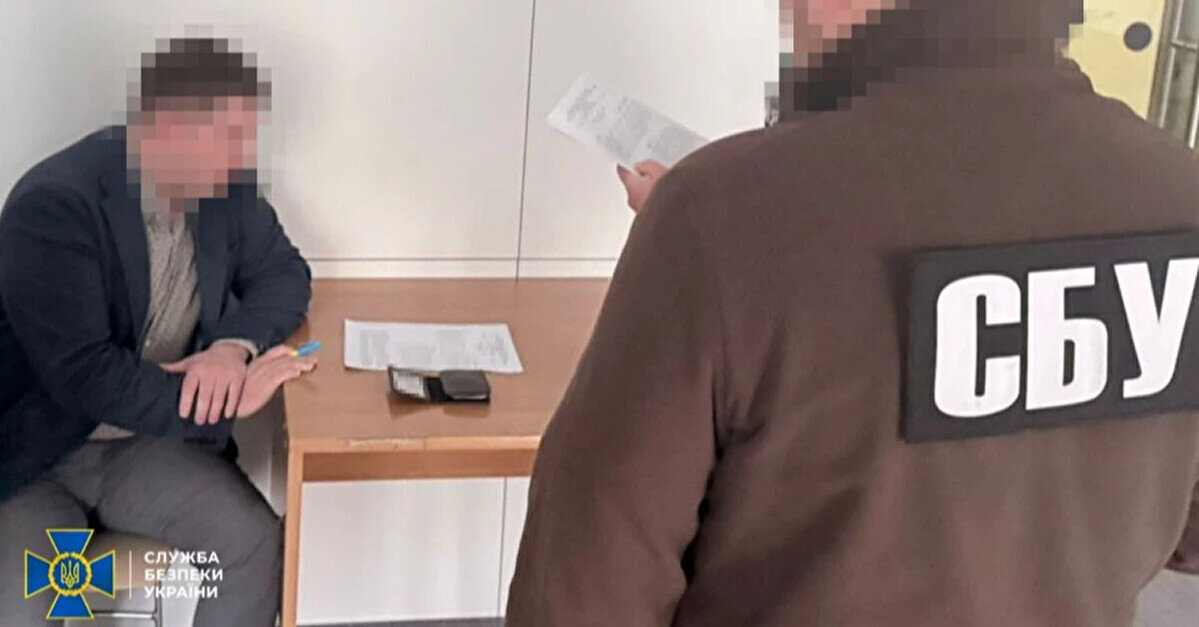 СБУ: Керівник апарату КМДА під виглядом відрядження їздив відпочивати за кордон