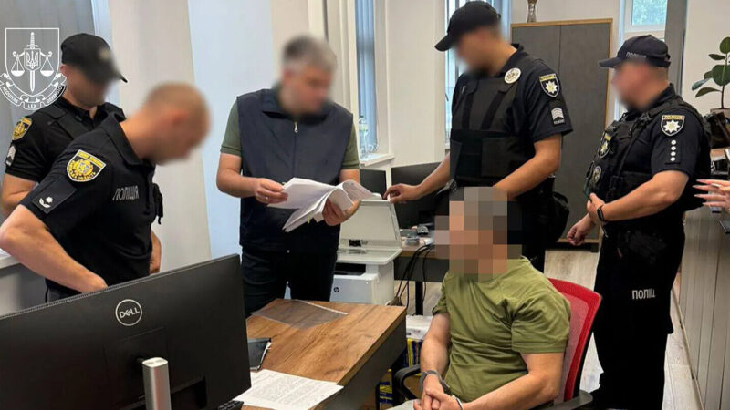 Вбивство Парубія: Прокуратура оголосила підозру затриманому