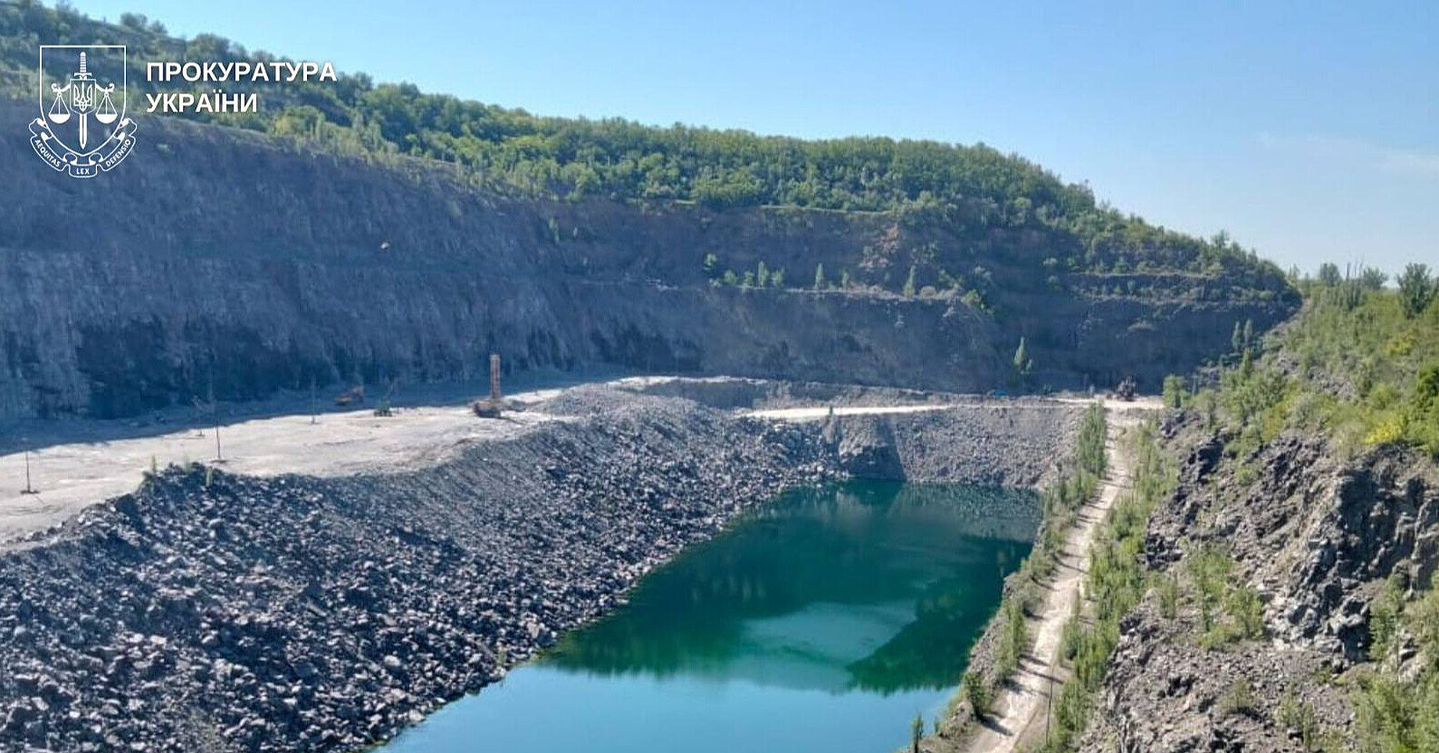 Правоохоронці нейтралізували незаконне видобування копалин на Кіровоградщині