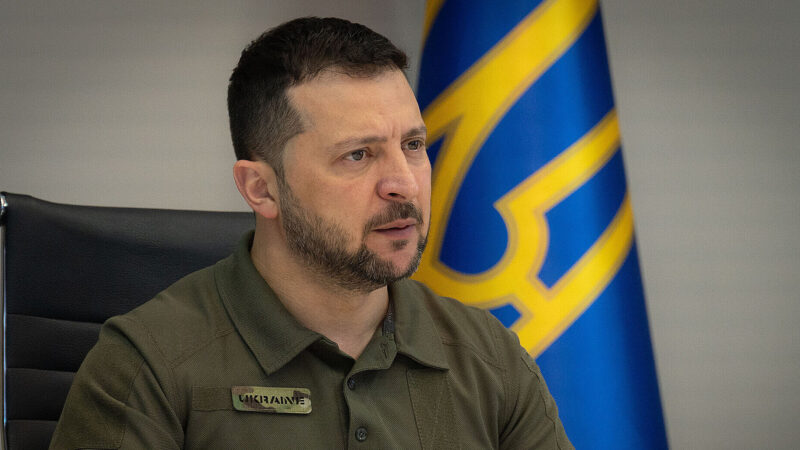 Зеленський натякнув, що обговорював із Трампом не лише “Томагавки”, а й іншу зброю