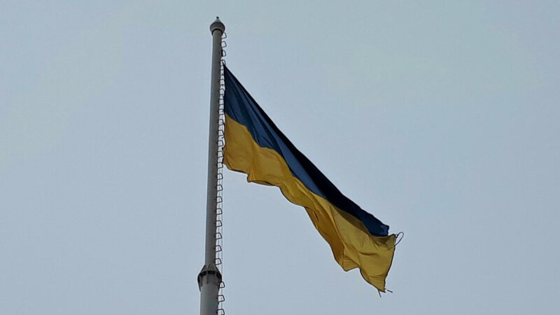 У Києві приспустили головний прапор України: у чому причина