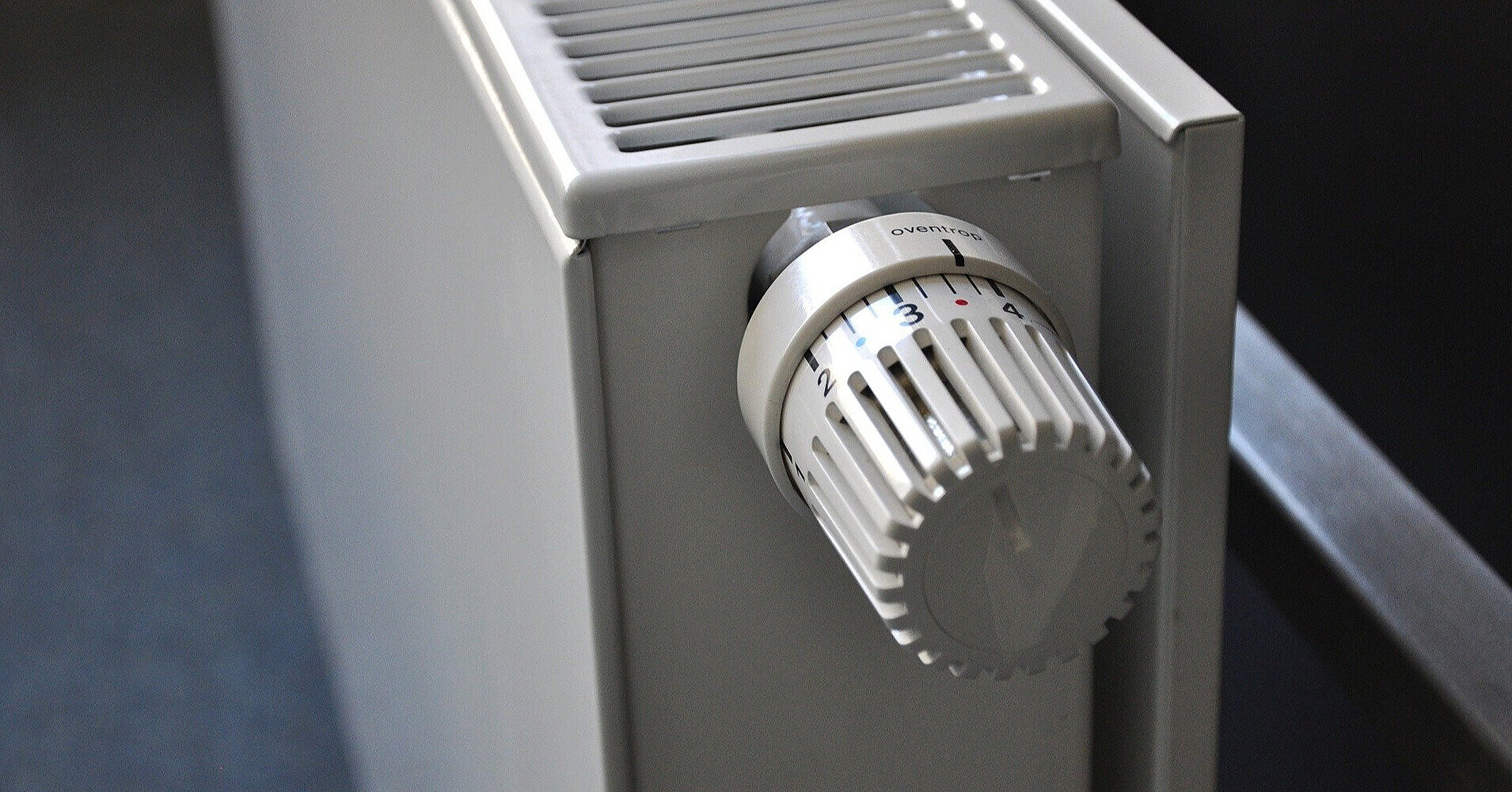 У Києві назвали дату початку опалювального сезону: але є нюанс