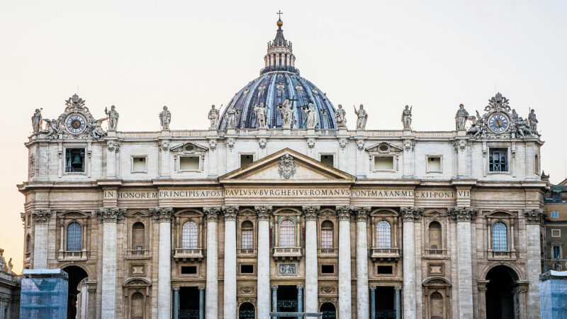 Ватикан закликав до миру в Україні та оцінив роль США та Європи