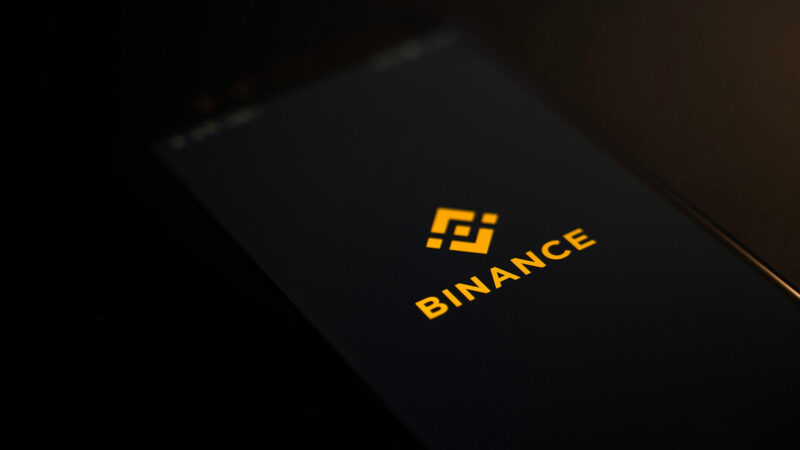 Трамп оголосив про помилування засновника криптобіржі Binance