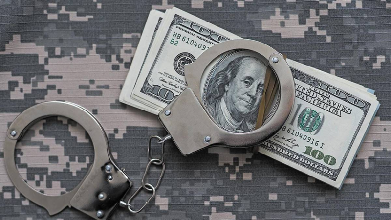 На Дніпропетровщині викрили працівника ТЦК, який вимагав 20 тисяч доларів хабаря