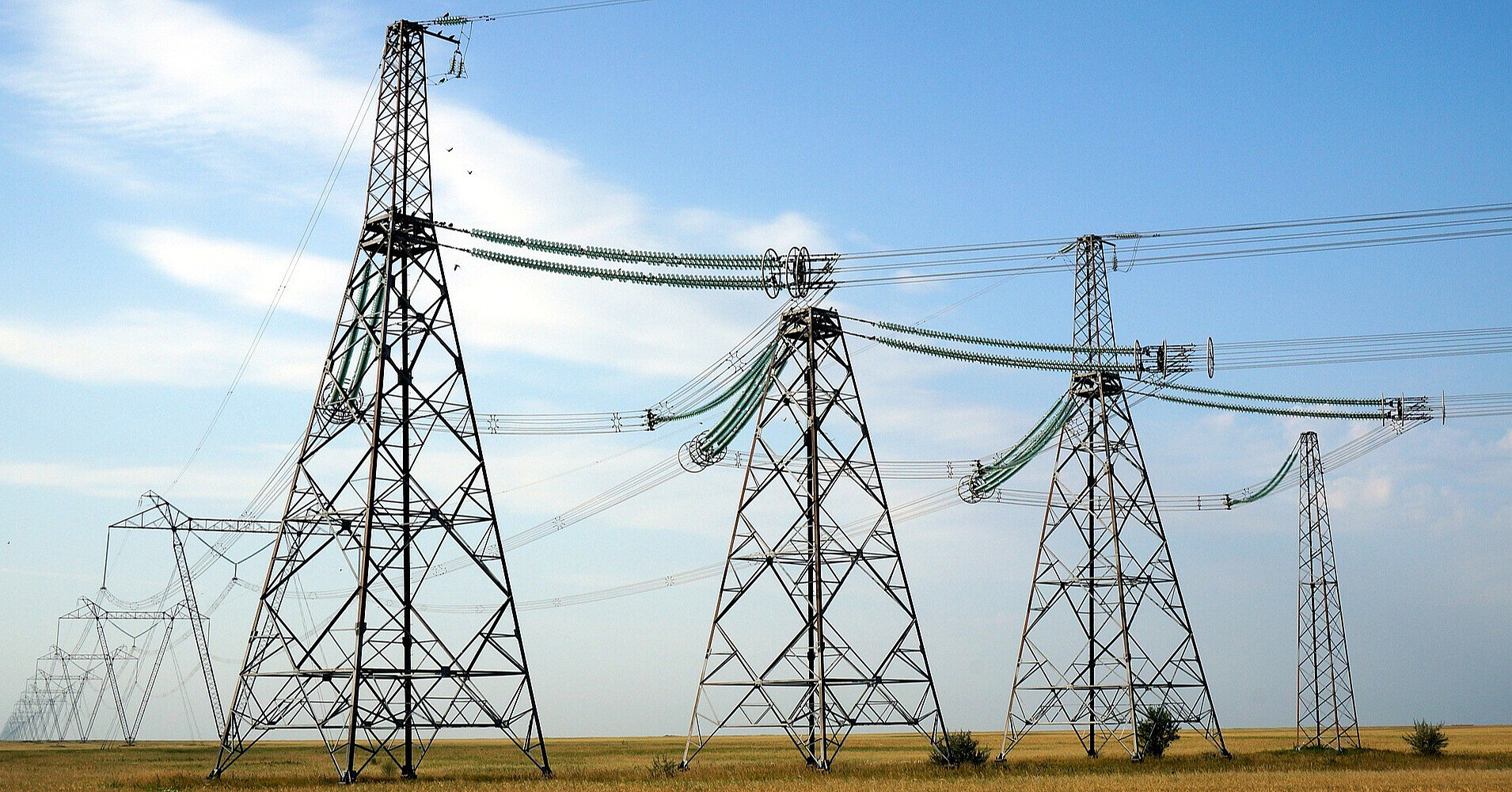 У більшості областей України 23 жовтня діятимуть графіки відключення світла