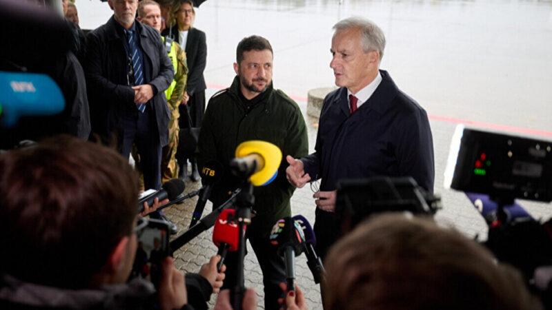 Зеленський: Заморозка фронту – гарний компроміс, але Путін його не підтримає