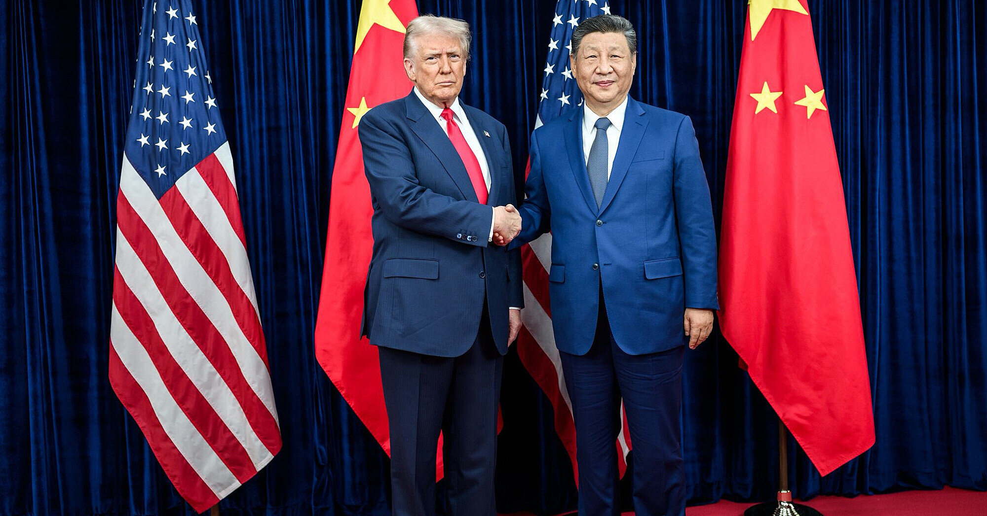 Сі Цзіньпін запевнив Трампа, що Пекін здатний протистояти будь-яким викликам