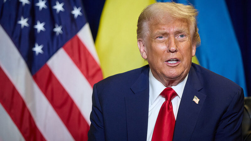 Трамп після зустрічі з Сі запевнив, що Китай допоможе наблизити мир в Україні