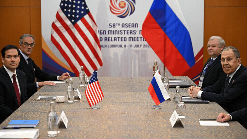 WSJ: Рубіо та Лавров продовжать опрацювання плану можливої зустрічі Трампа та Путіна