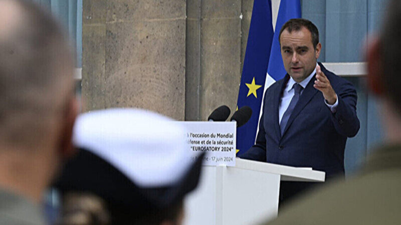 Макрон перепризначив Лекорню на посаду прем’єр-міністра