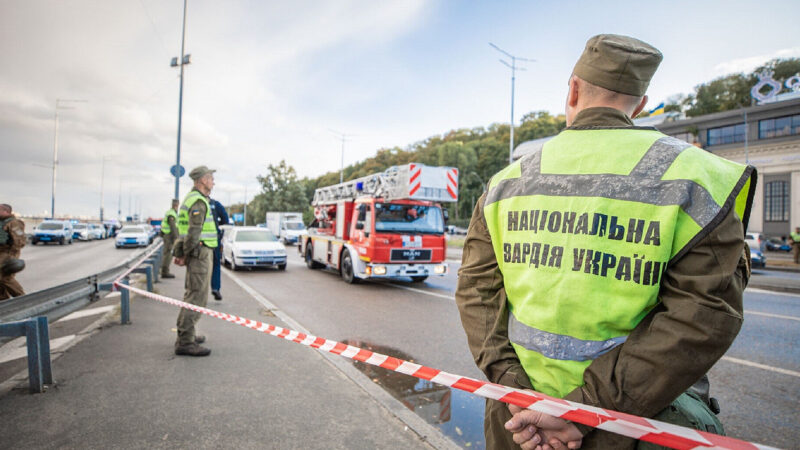 Перевірки на блокпостах та право на зброю: якою буде військова поліція