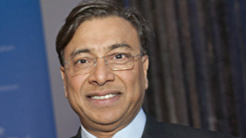 Компанії мільярдера з Індії доставляли підсанкційними судами нафту РФ – FT