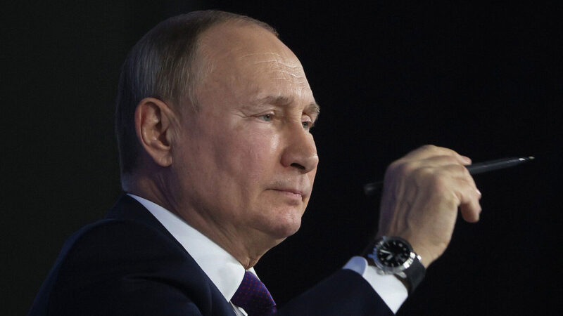 Росія змінила тактику ударів по енергетиці України – The Economist