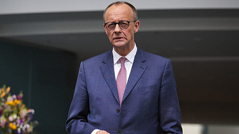 Мерц: Санкції ЄС та США мають зупинити війну РФ проти України