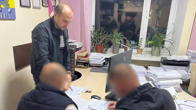 Посадовицю КМДА підозрюють у розтраті 11 мільйонів на закупівлі спецтехніки для рятувальників