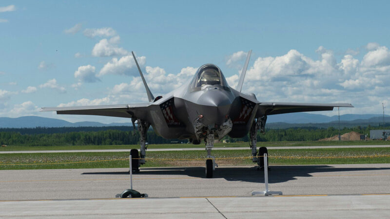 У Фінляндії побудували завод, де збиратимуть двигуни для F-35