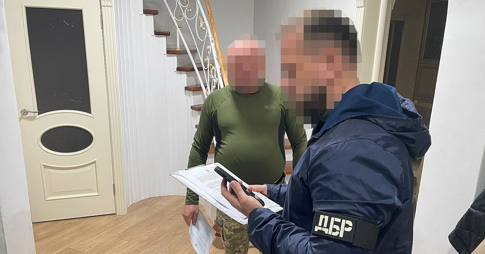 На Львівщині посадовецт ЗСУ відправляв солдат класти бруківку та встановлювати пам’ятники на могилах