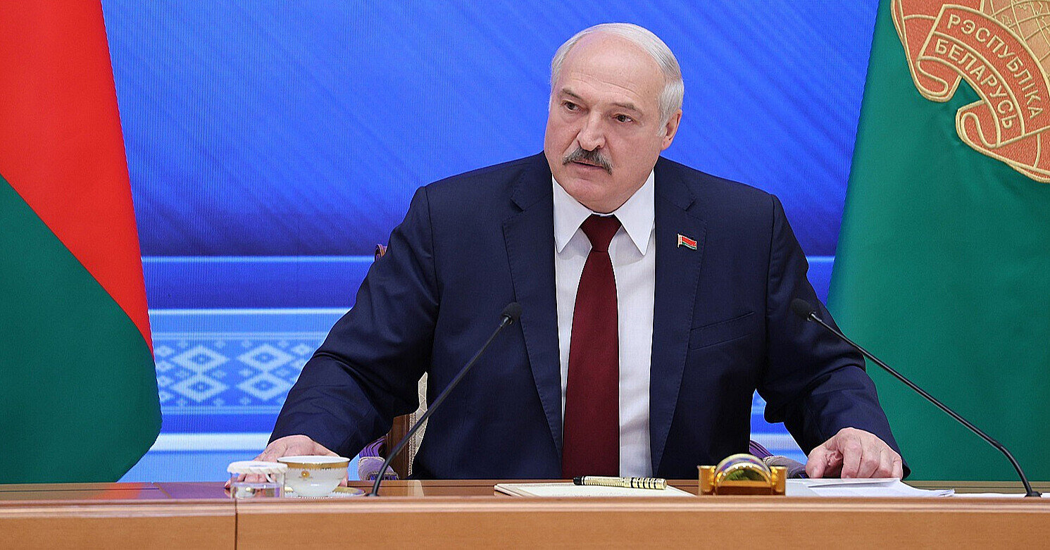 Лукашенко відреагував на слова Зеленського, який назвав його “старою людиною”