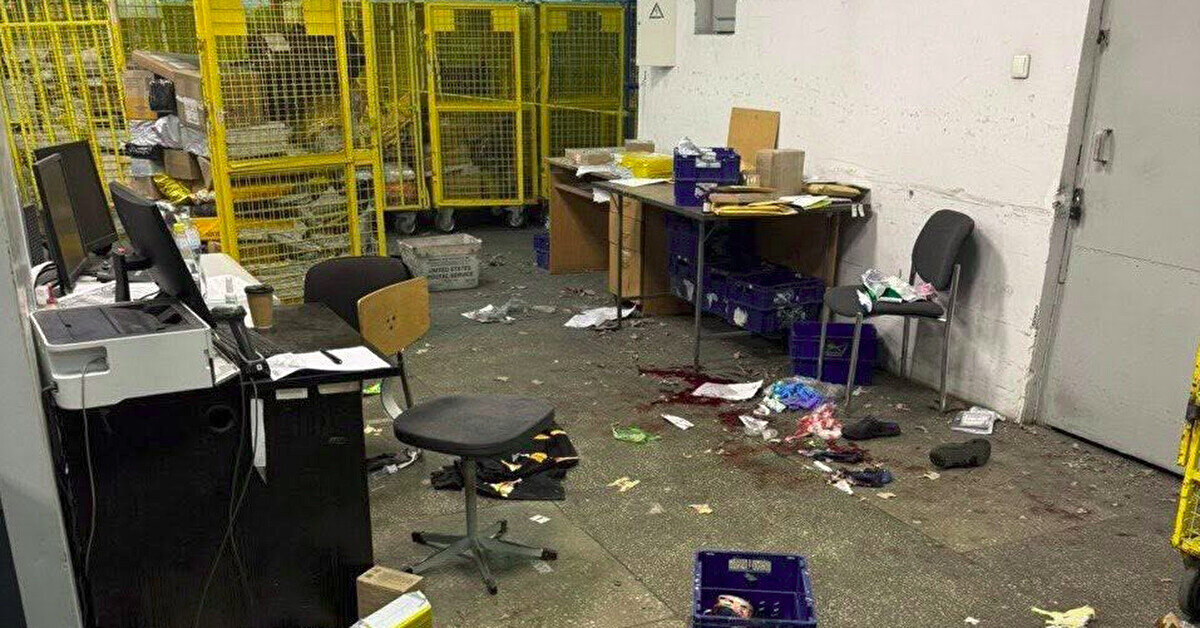 Вибух у відділенні “Укрпошти”: знайшли ще одну небезпечну посилку