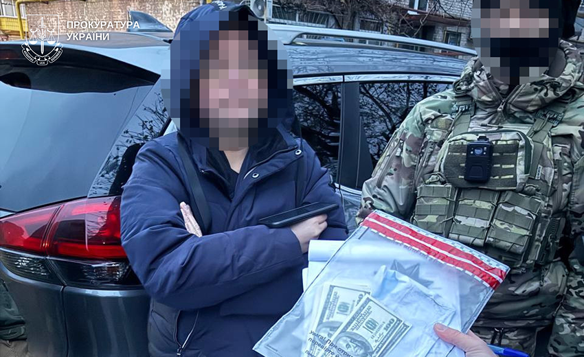 Непридатність до служби за 20 тис. доларів:  у Дніпрі викрили схему незаконного переправлення чоловіків за кордон
