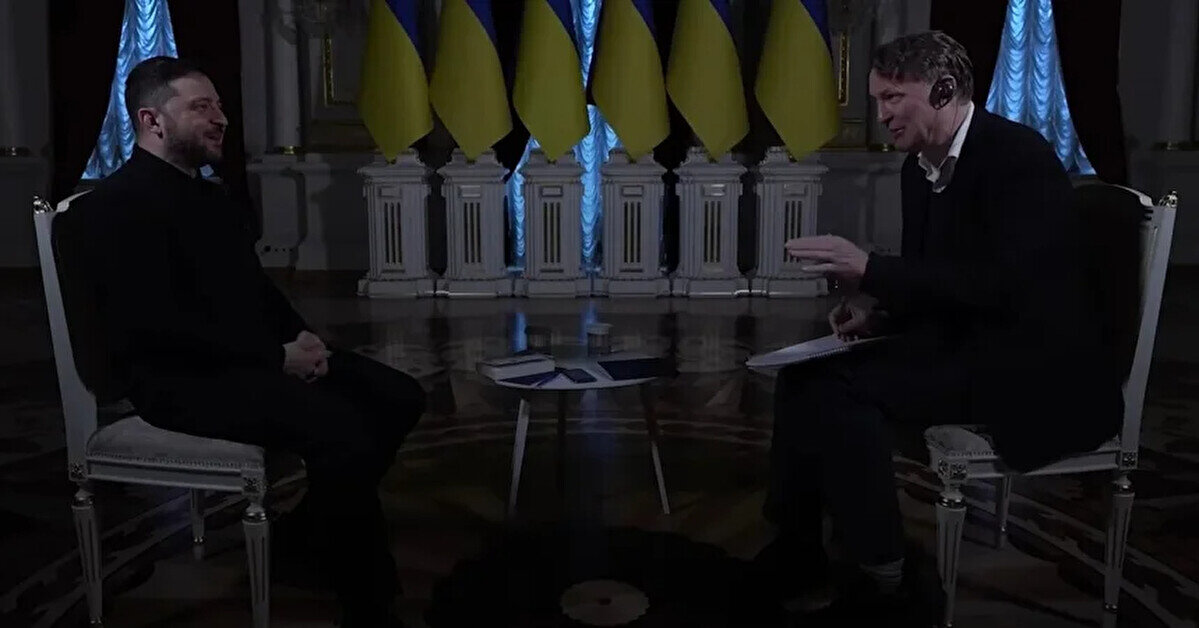 Під час інтерв’ю Зеленського з журналістом The Guardian у Маріїнському палаці двічі зникало світло