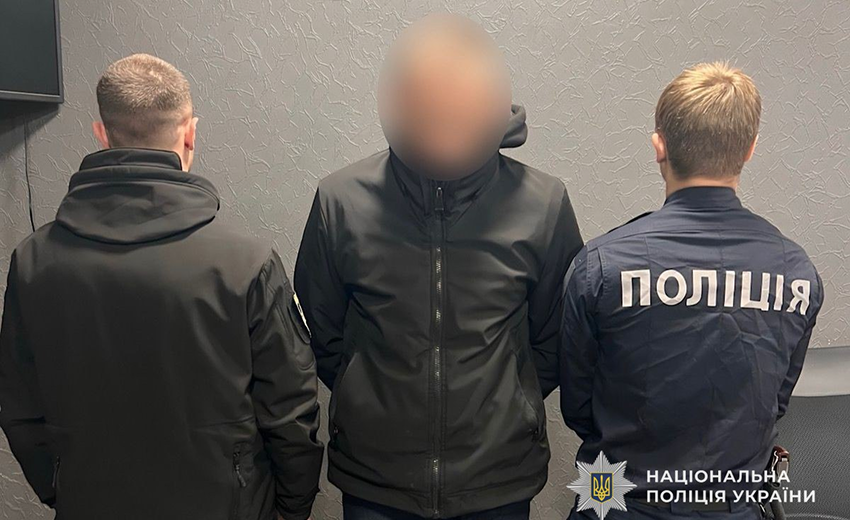 Обікрав заклад, пошкоджений російським обстрілом: у Дніпрі затримали мародера