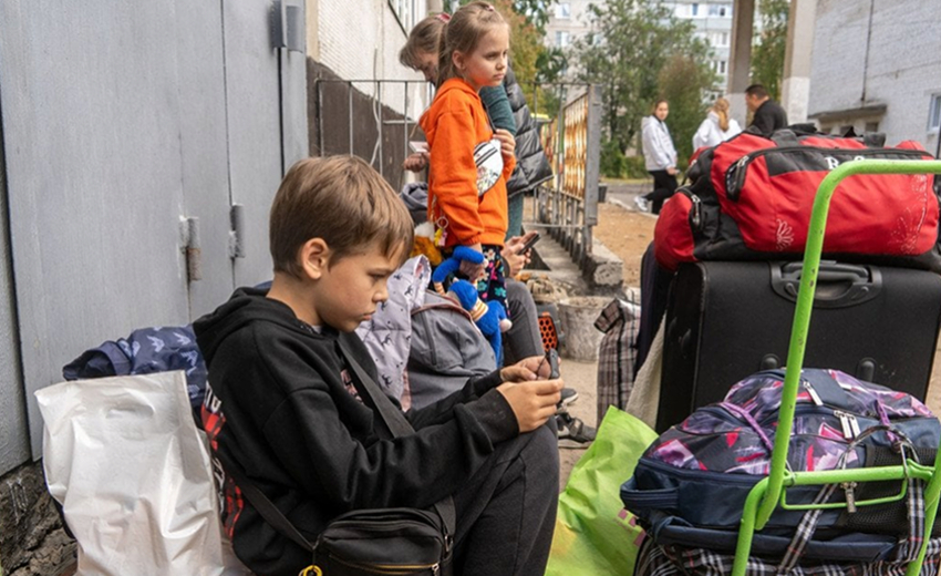 Оголошено обов’язкову евакуацію дітей з Дніпропетровщини та Запорізької області, – Мінрозвитку