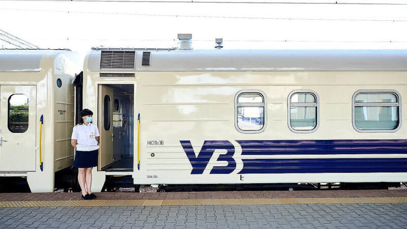 “Укрзалізниця” запускає щогодинне курсування потягів між Києвом та Львовом