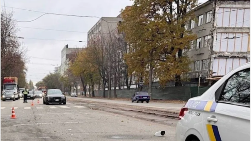Дніпрі водій Hyundai збив двох пішоходів: 20-річний студент Владислав Бабешко помер у лікарні