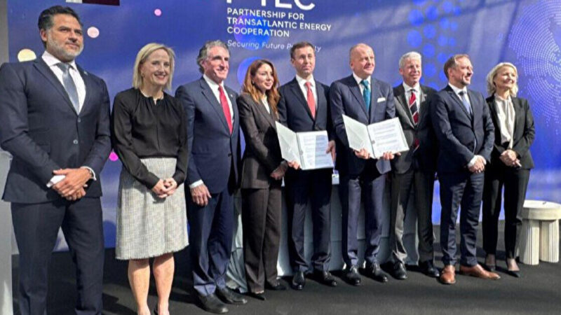 Україна отримає щонайменше 300 мільйонів кубометрів американського газу