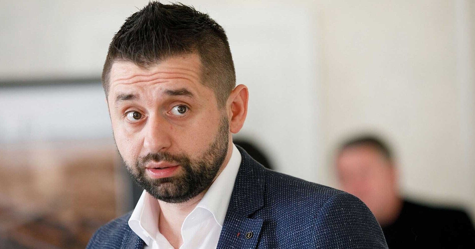 Арахамія відреагував на пропозицію “Слуг народу” про нову коаліцію