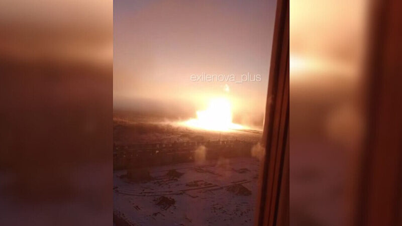 У Омській області РФ масштабна пожежа: вибухнула газова труба