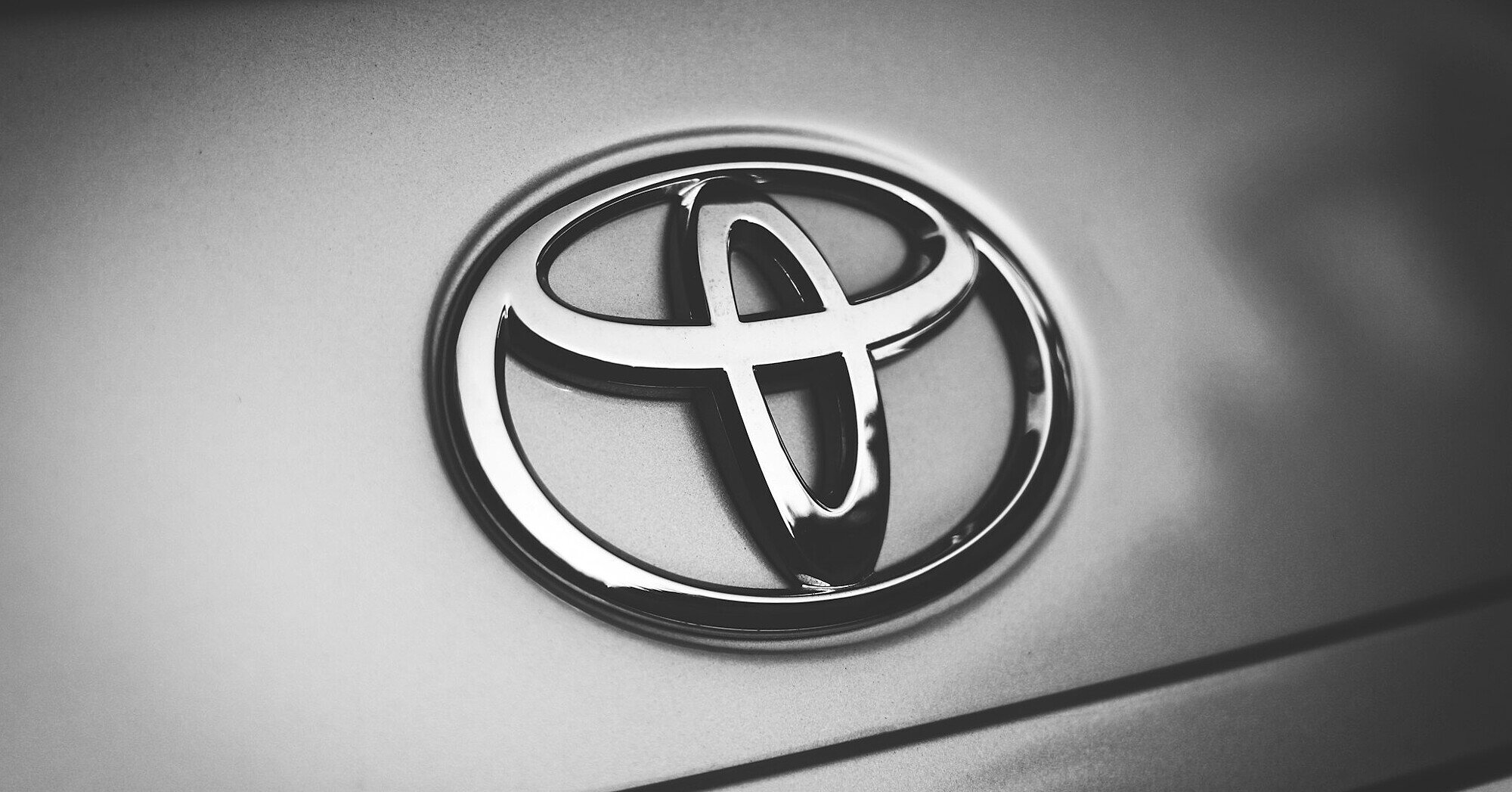 Toyota розробляє акумулятори для електромобілів, що зможуть працювати до 40 років