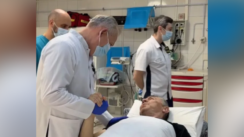 Втратив ногу на робочому місці: у Дніпрі врятували 59-річного лікаря