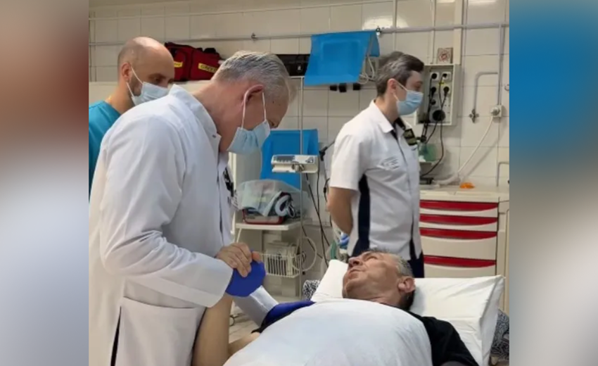 Втратив ногу на робочому місці: у Дніпрі врятували 59-річного лікаря