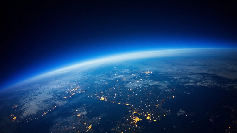 На орбіті Землі з’явився перший військовий супутник Польщі