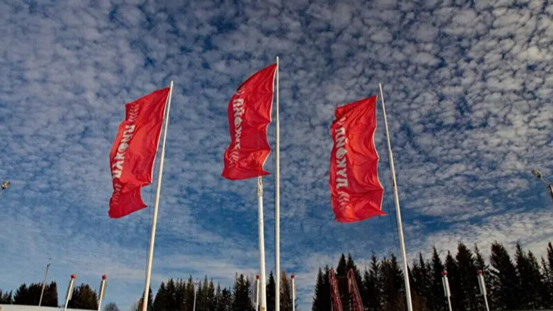 Уряд Румунії хоче врятувати нафтопереробний завод Лукойла