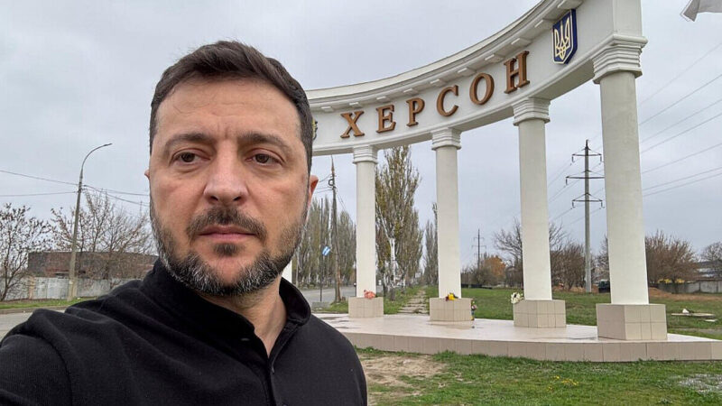 Річниця звільнення: Зеленський приїхав у Херсон та опублікував звернення