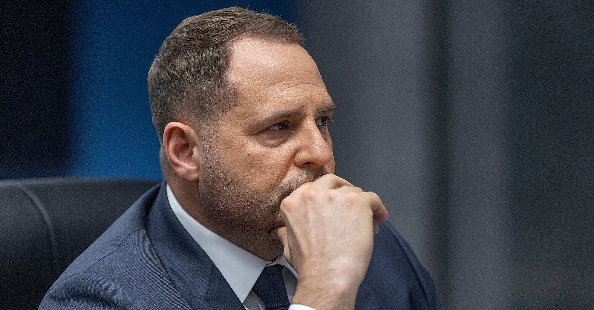 Опитування показало, що 70% українців підтримують відставку Єрмака з посади глави ОП