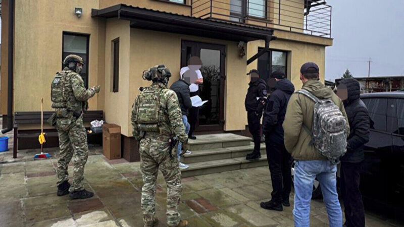 ДБР: Топ-чиновники Держпраці організували масштабну схему поборів