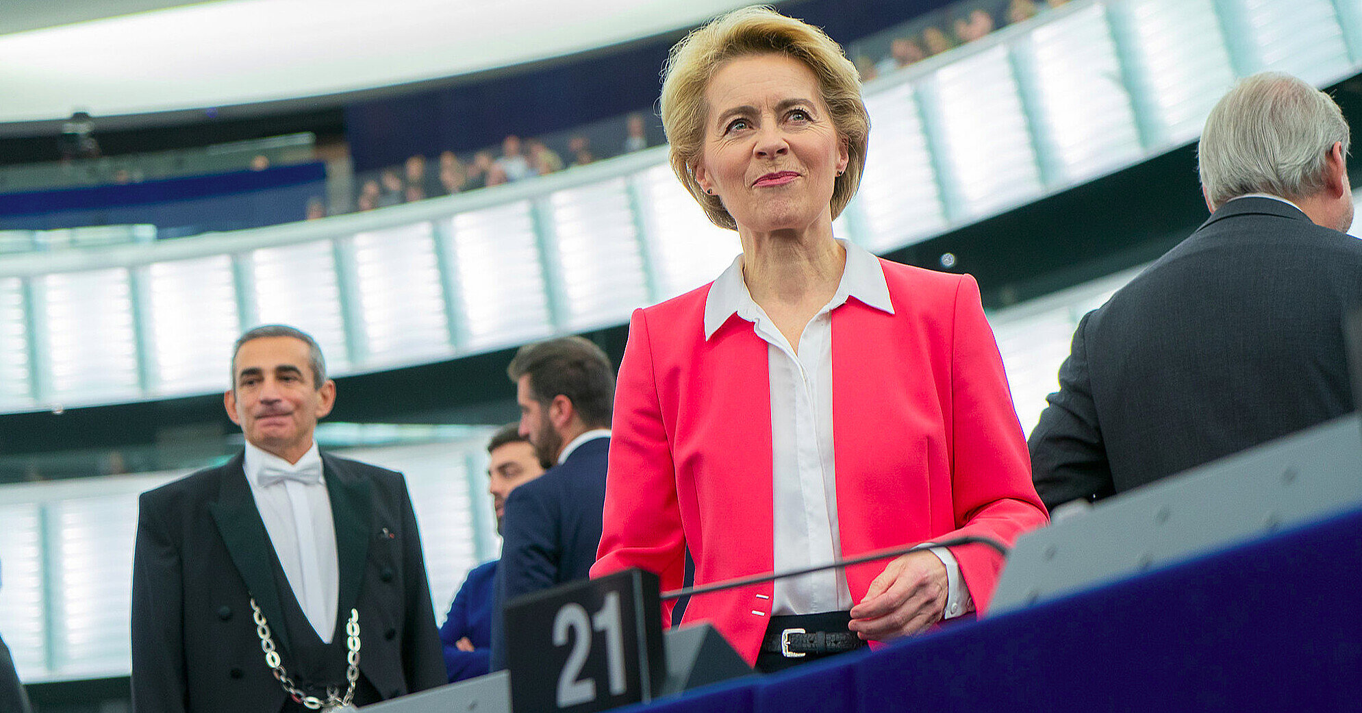 Фон дер Ляєн після розмови з Зеленським: “нічого про Україну без України”