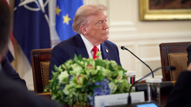 Трамп заявив про намір “назавжди” зупинити міграцію з країн третього світу