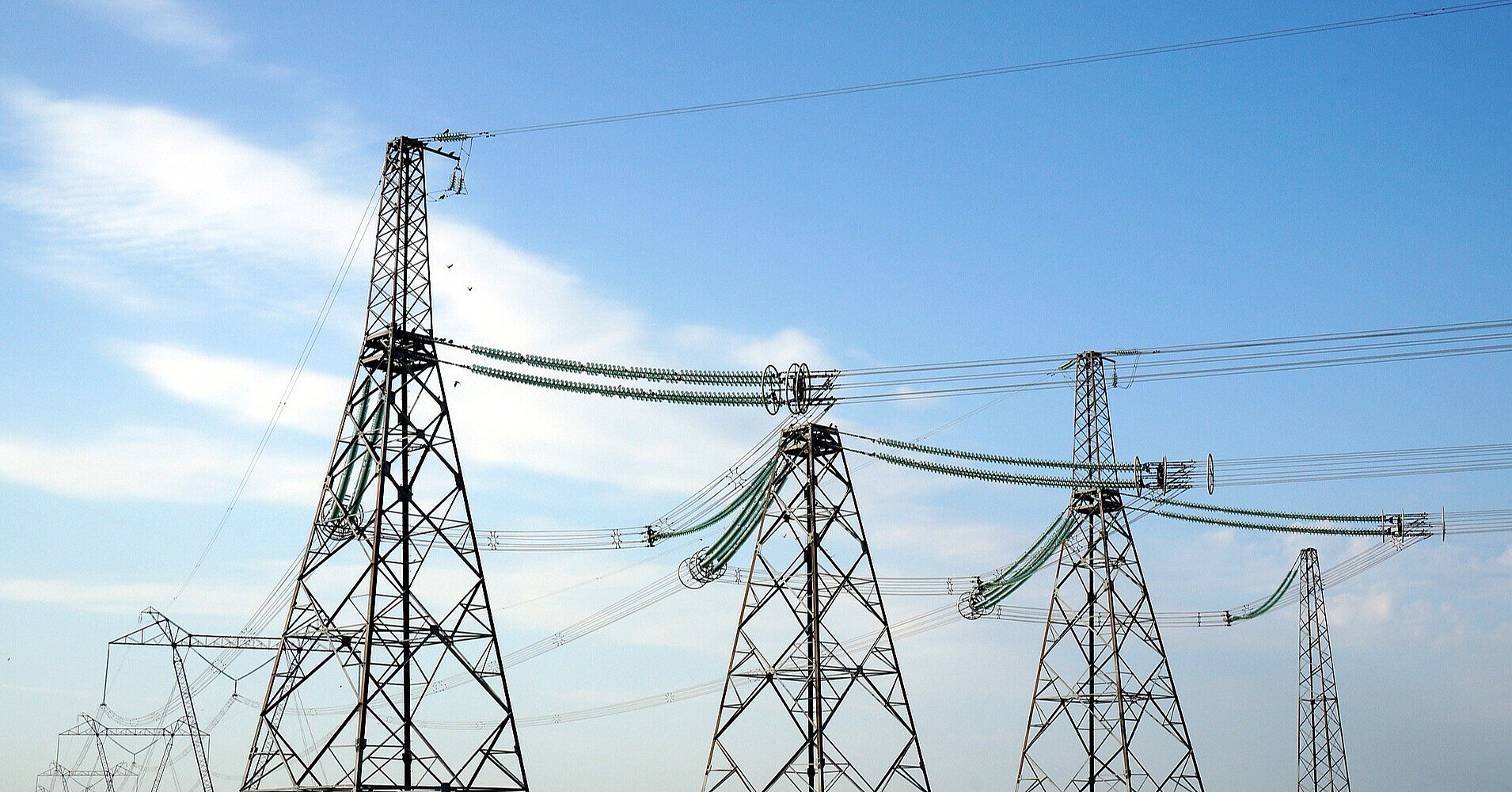 В “Укренерго” оцінили можливість припинення імпорту зі Словаччини та Угорщини