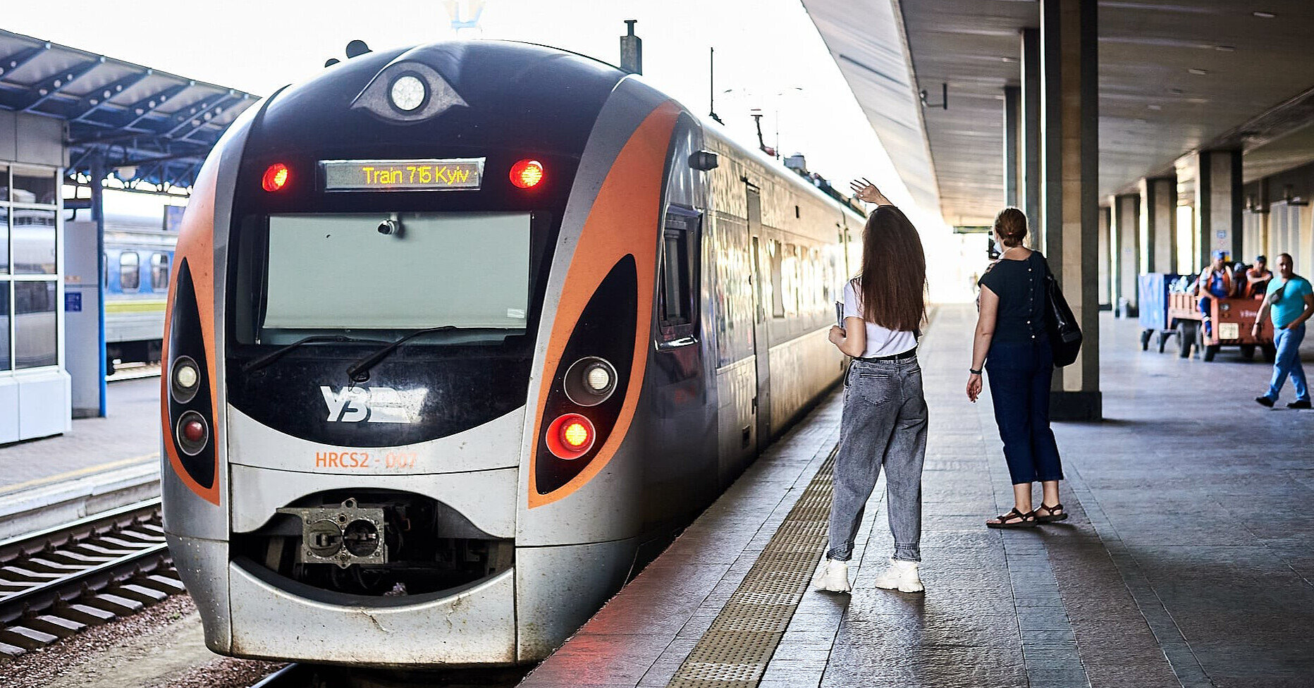 Для двох міжнародних потягів змінять режим проходження кордону