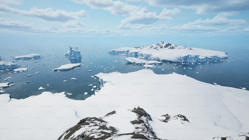 Канада заявила, що РФ та Китай активно ведуть розвідку в Арктиці